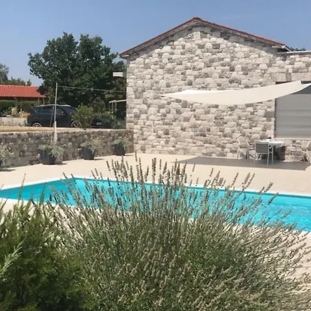 Apartman Lavander-kriz-sezana *